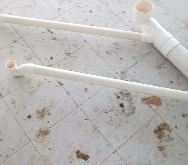 Revisión Efectiva de Fontanería en Baños Comunitarios